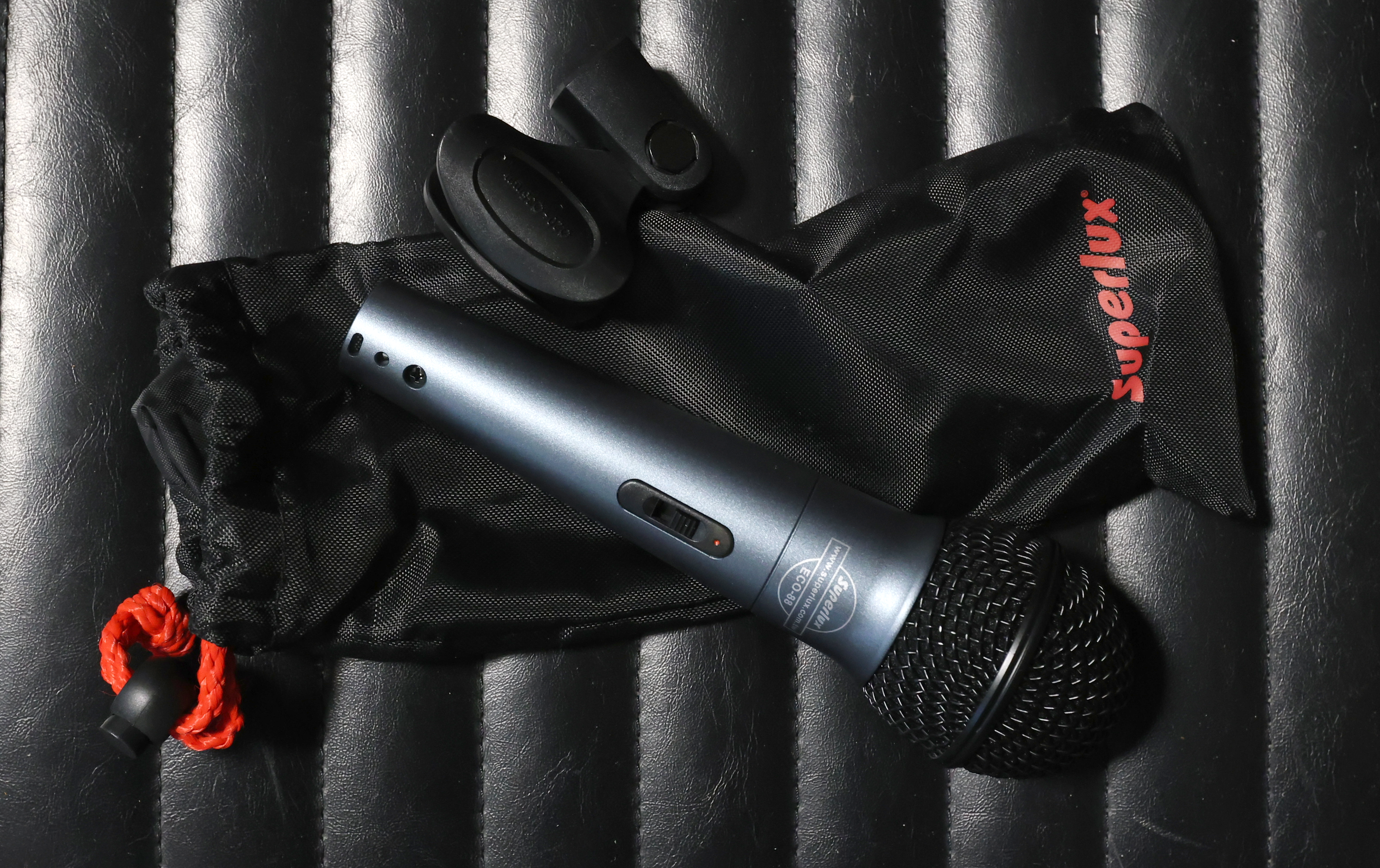 Superlux mikrofon ECO-88S